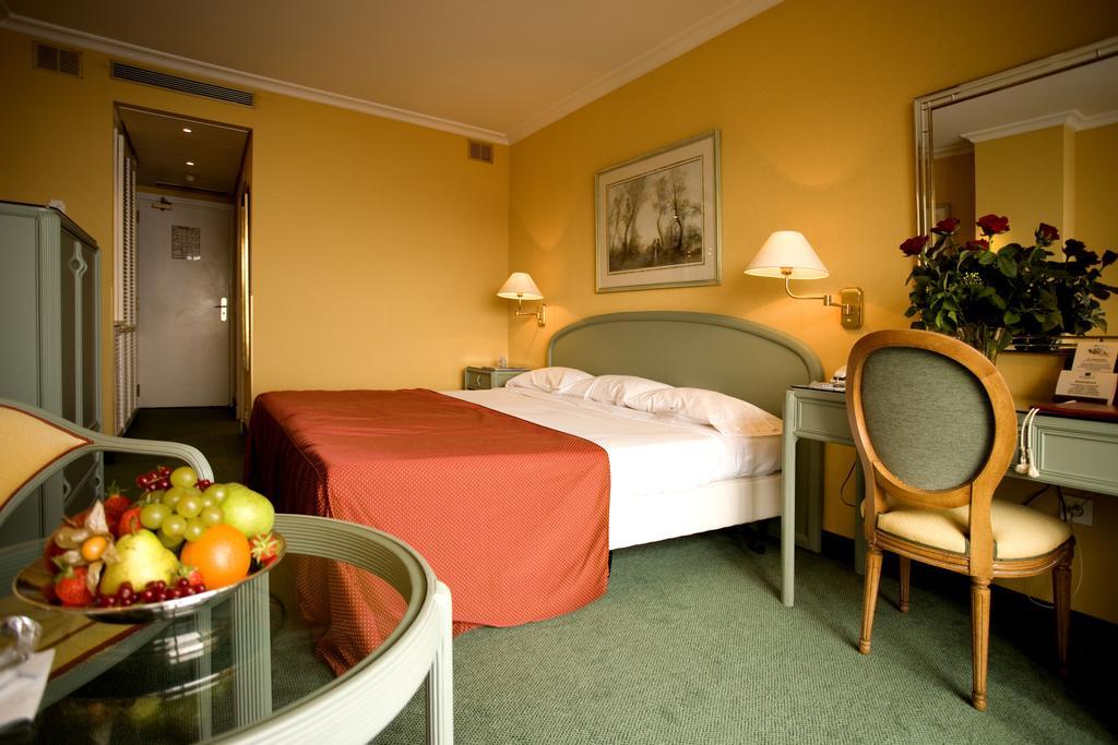 Vista Palace Hotel&Beach Resort - Monte Carlo View Rocabruna Habitación foto